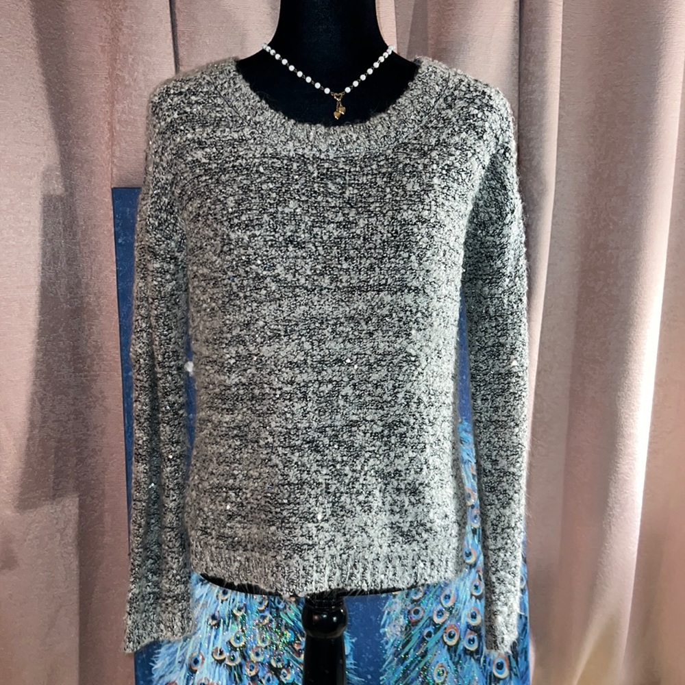 Best Mountain Size S Boucle Sweater